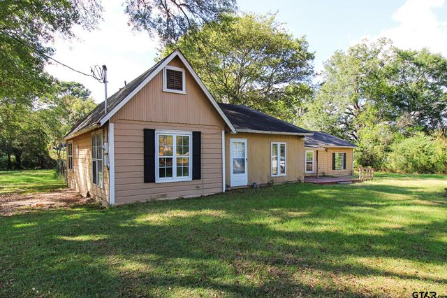 407 Pace St, Naples, TX 75568