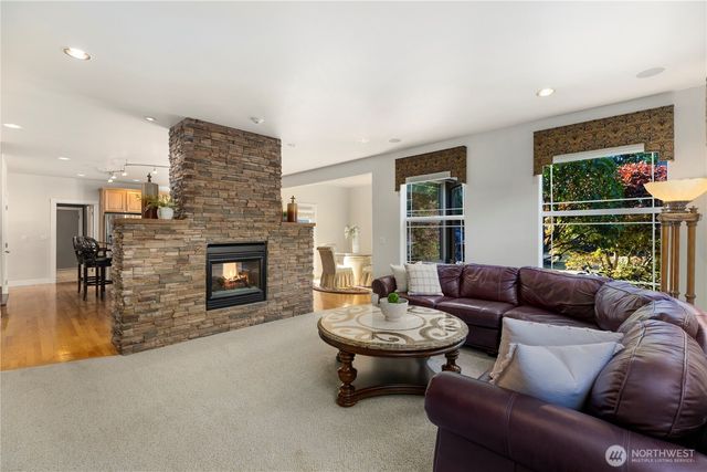 10017 127th Street Ct NW, Gig Harbor, WA 98329