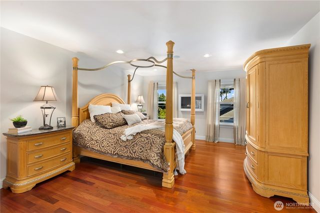 10017 127th Street Ct NW, Gig Harbor, WA 98329