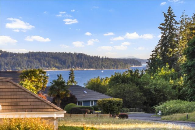 10017 127th Street Ct NW, Gig Harbor, WA 98329