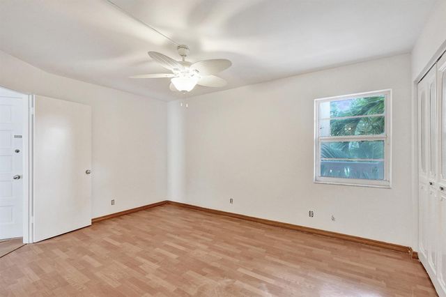 304 Golfview Road 304, North Palm Beach, FL 33408
