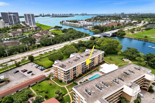304 Golfview Road 304, North Palm Beach, FL 33408