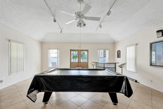 304 Golfview Road 304, North Palm Beach, FL 33408