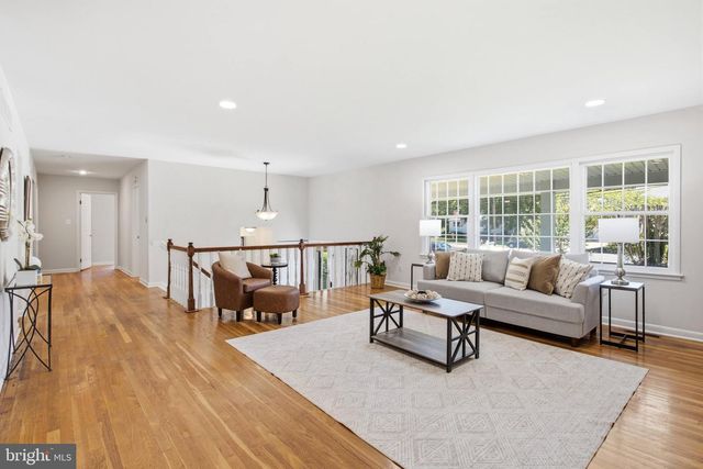 4618 GUINEA RD, Fairfax, VA 22032