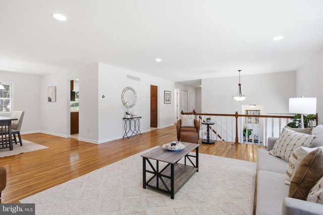4618 GUINEA RD, Fairfax, VA 22032