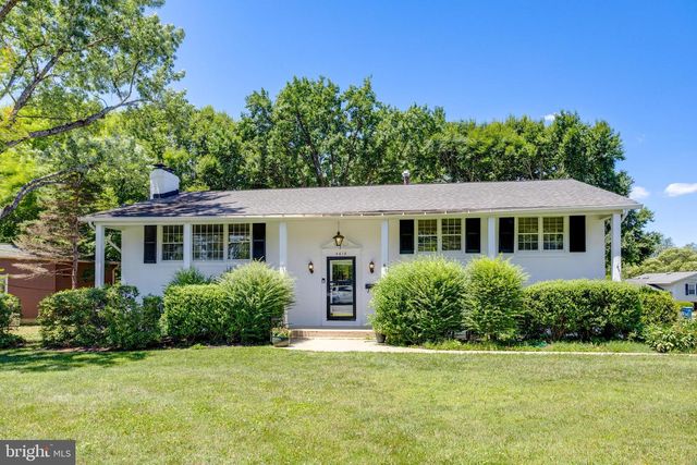 4618 GUINEA RD, Fairfax, VA 22032
