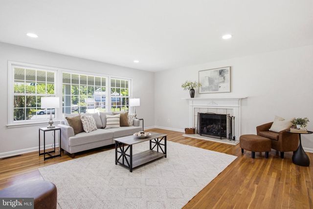 4618 GUINEA RD, Fairfax, VA 22032
