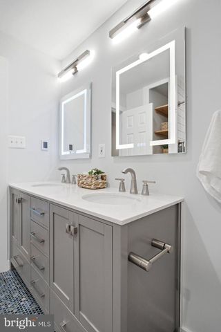 4618 GUINEA RD, Fairfax, VA 22032