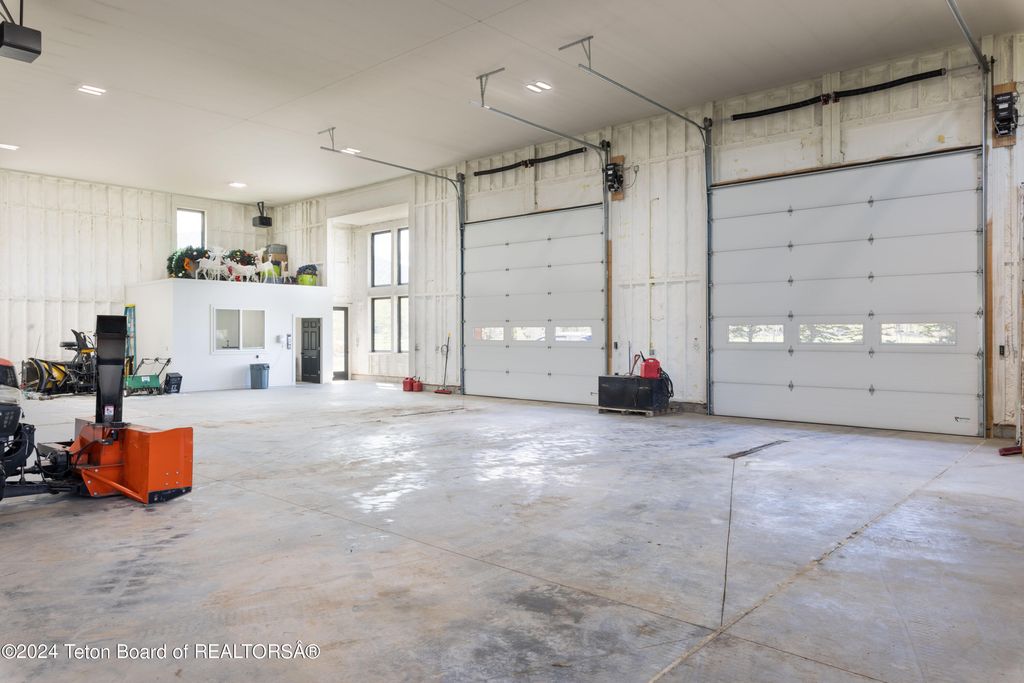 47 VILLAGE Lane, Alpine, WY 83128 photo 18