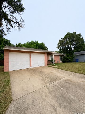9319 Cliff Point Dr, San Antonio, TX 78250