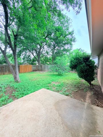 9319 Cliff Point Dr, San Antonio, TX 78250