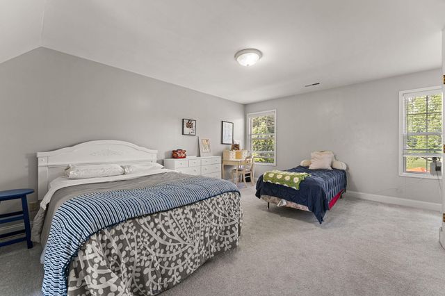 1207 Martinal Road, Valparaiso, IN 46383