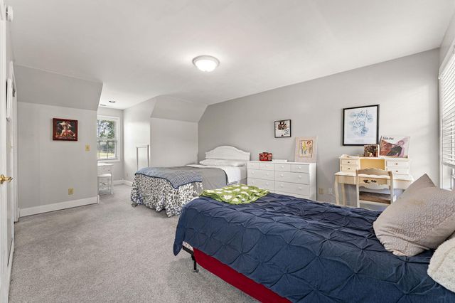 1207 Martinal Road, Valparaiso, IN 46383