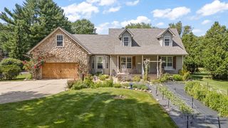 1207 Martinal Road, Valparaiso, IN 46383