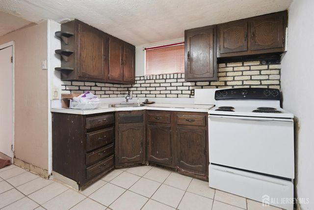 111 Goodrich Street, Iselin, NJ 08830