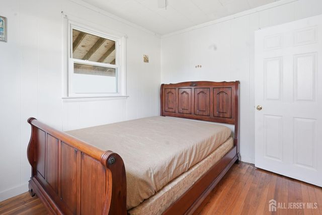 111 Goodrich Street, Iselin, NJ 08830