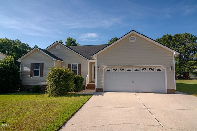 20 Boardwalk Avenue, Benson, NC 27504