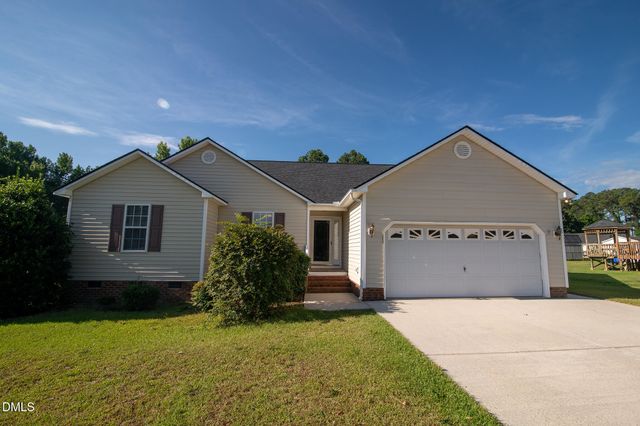 20 Boardwalk Avenue, Benson, NC 27504