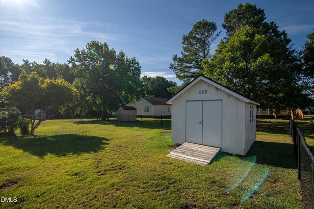 20 Boardwalk Avenue, Benson, NC 27504