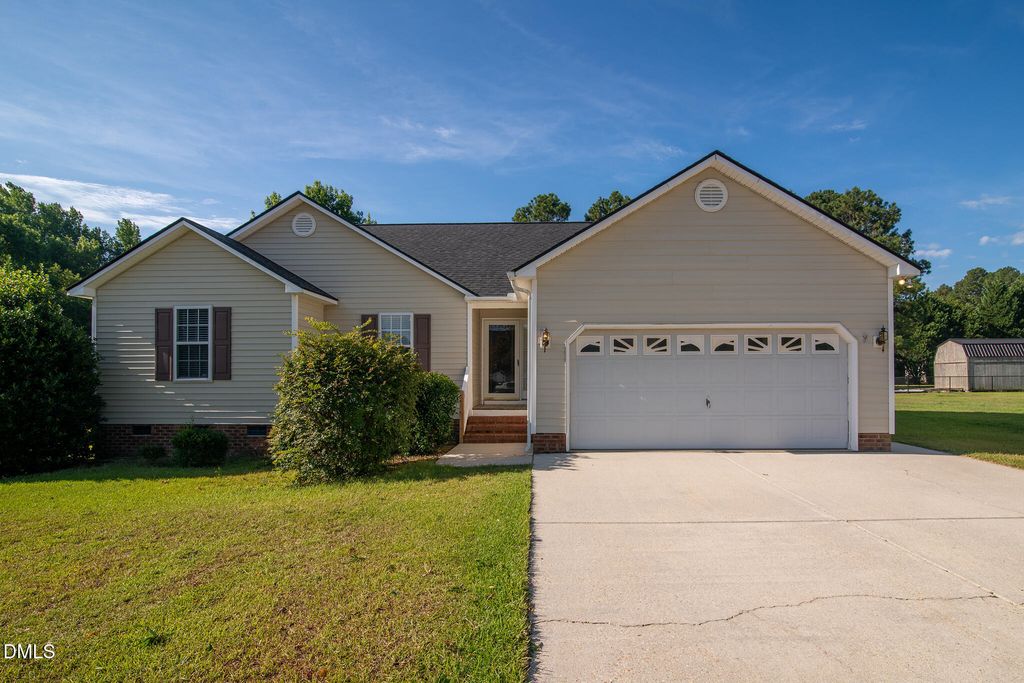 20 Boardwalk Avenue, Benson, NC 27504