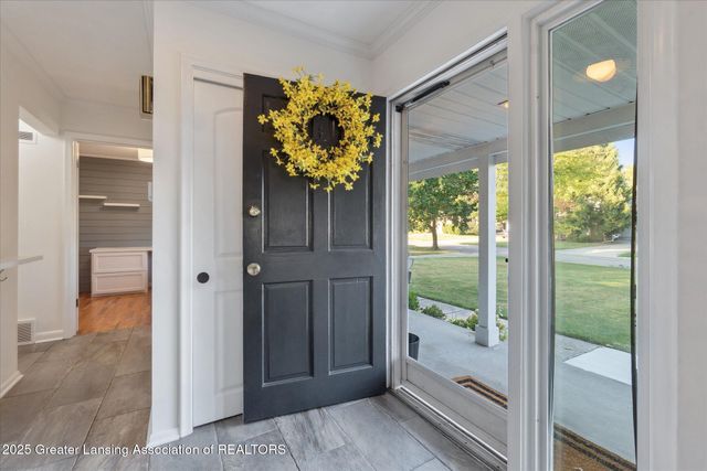 1232 Hitching Post Road, East Lansing, MI 48823