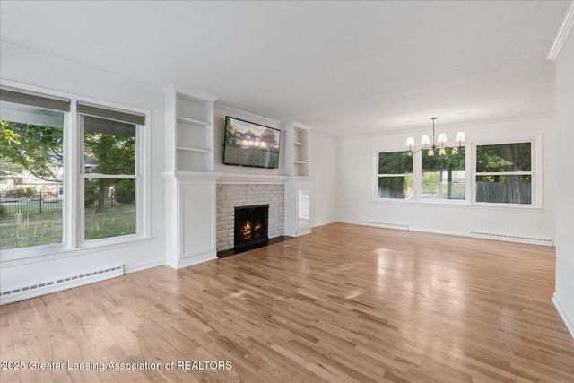 1232 Hitching Post Road, East Lansing, MI 48823