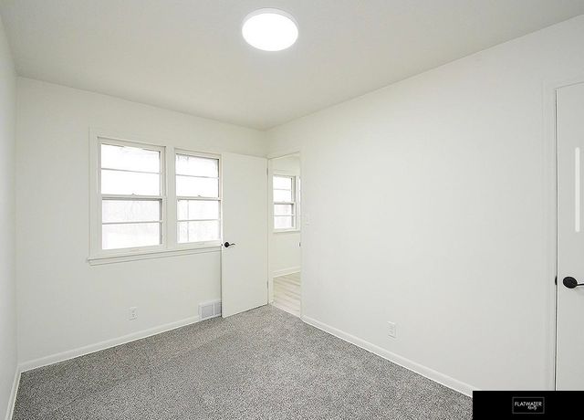 1903 Childs Road E, Bellevue, NE 68005