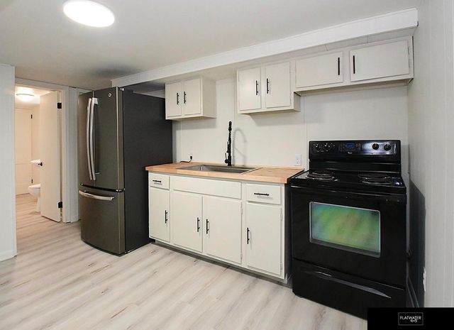 1903 Childs Road E, Bellevue, NE 68005