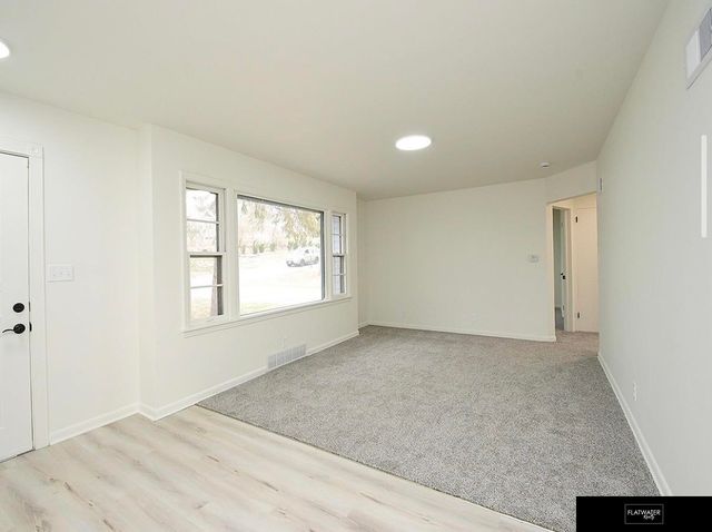 1903 Childs Road E, Bellevue, NE 68005