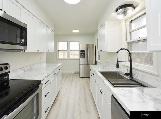 1903 Childs Road E, Bellevue, NE 68005