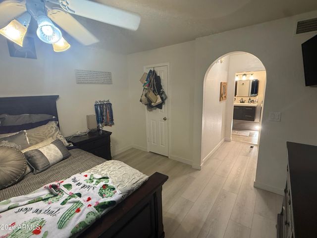 3031 N CIVIC CENTER Plaza 219, Scottsdale, AZ 85251