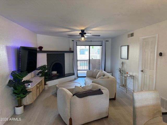 3031 N CIVIC CENTER Plaza 219, Scottsdale, AZ 85251