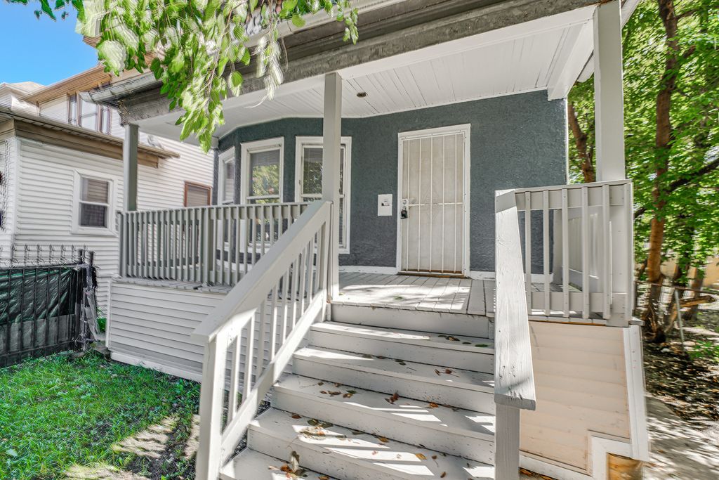 645 N Leamington Avenue, Chicago, IL 60644 — photo 2