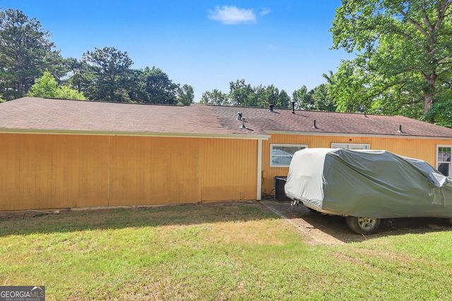 9018 Huntwood Lane, Riverdale, GA 30274