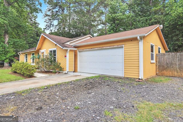 9018 Huntwood Lane, Riverdale, GA 30274