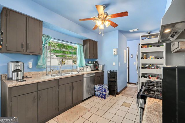 9018 Huntwood Lane, Riverdale, GA 30274
