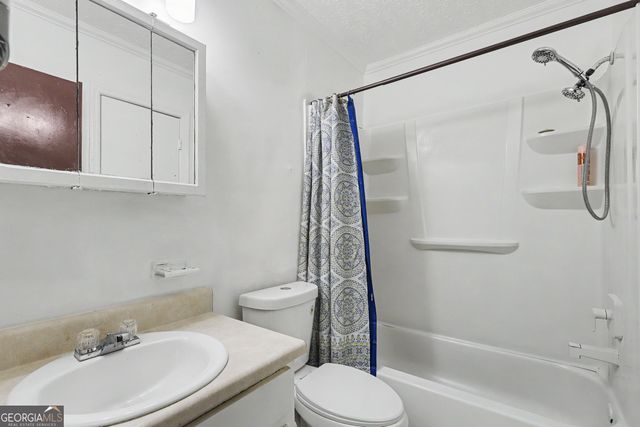 9018 Huntwood Lane, Riverdale, GA 30274