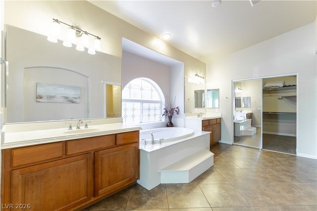 1982 Zicker Avenue, Las Vegas, NV 89123