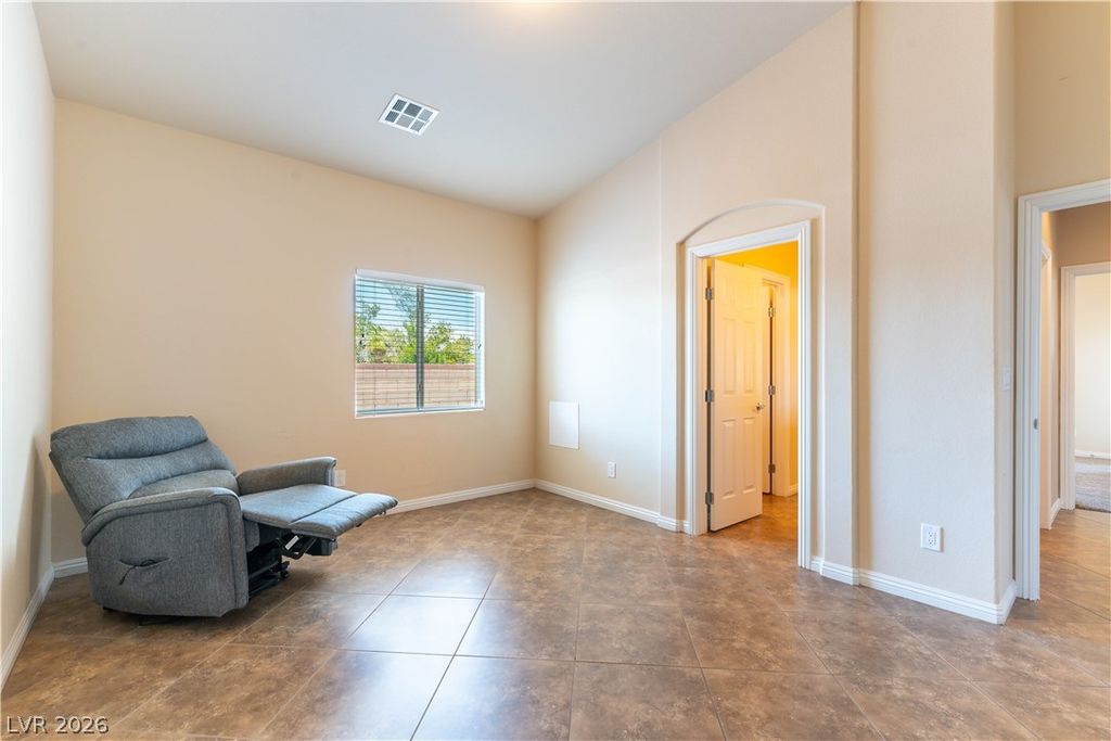 Image 15 of property listing at 1982 Zicker Avenue, Las Vegas, NV 89123