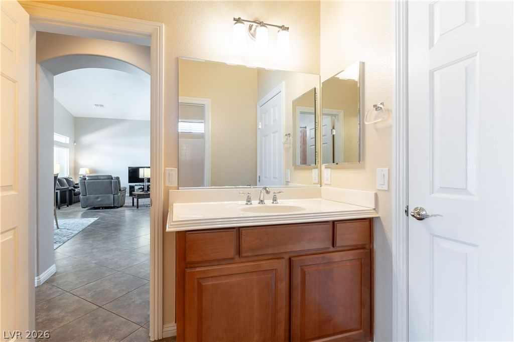 Image 16 of property listing at 1982 Zicker Avenue, Las Vegas, NV 89123