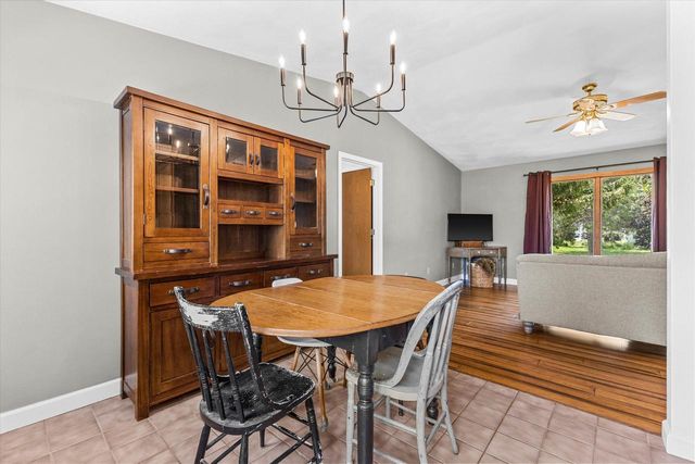 N6640 Laural ROAD, Elkhorn, WI 53121