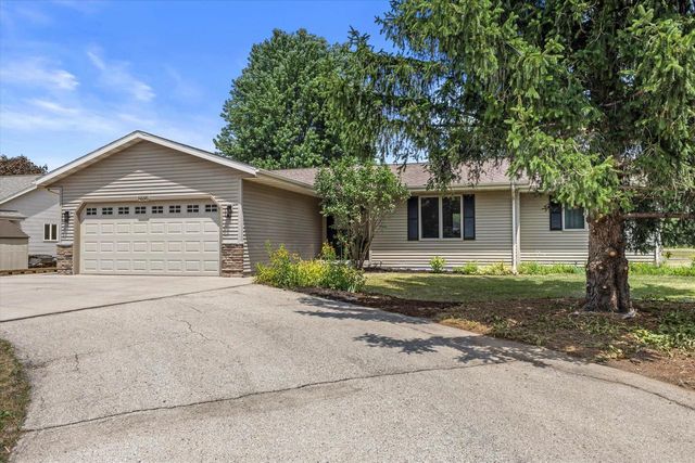 N6640 Laural ROAD, Elkhorn, WI 53121