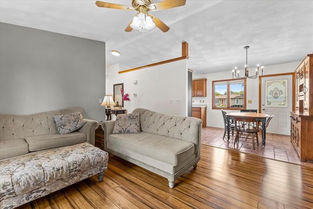 N6640 Laural ROAD, Elkhorn, WI 53121