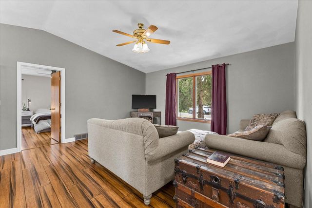 N6640 Laural ROAD, Elkhorn, WI 53121