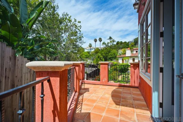 1631 Mimulus Way, La Jolla, CA 92037