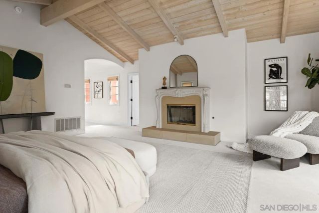 1631 Mimulus Way, La Jolla, CA 92037