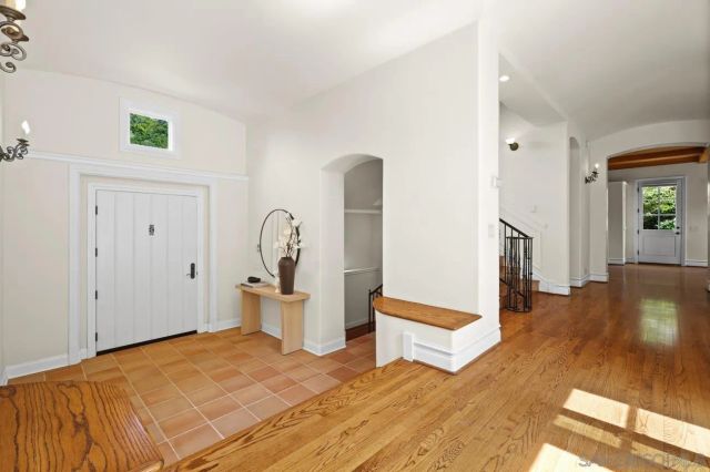 1631 Mimulus Way, La Jolla, CA 92037