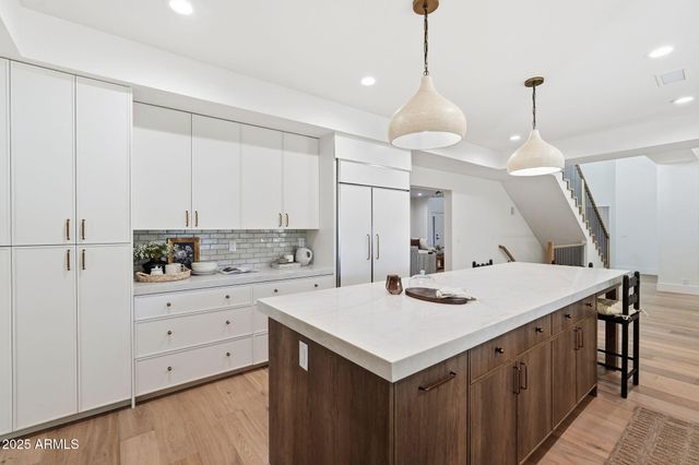 2173 E LA VIEVE Lane, Tempe, AZ 85284