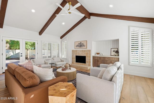 2173 E LA VIEVE Lane, Tempe, AZ 85284