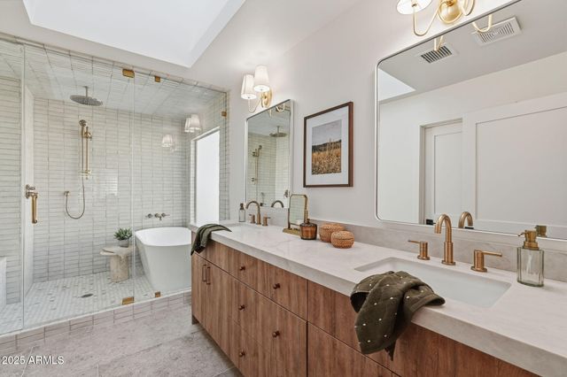 2173 E LA VIEVE Lane, Tempe, AZ 85284